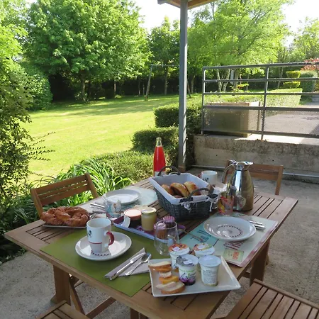 D'hote La Linoterie - Sauna Privatif Bed & Breakfast