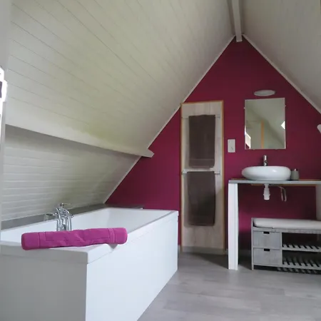 D'hote La Linoterie - Sauna Privatif Отель типа 